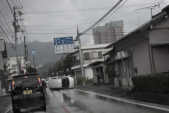 0827accident.jpg